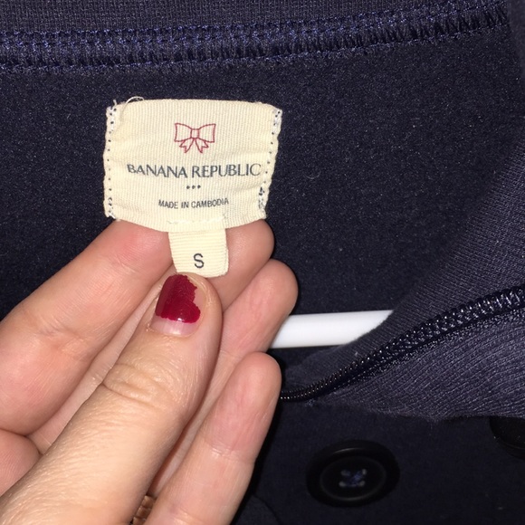 Banana Republic Sweater - Picture 2 of 4